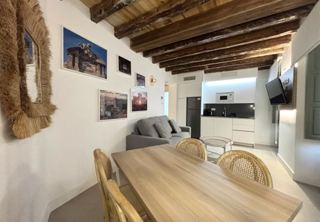 Estudio en Madrid - 101 CavaBajaSuites 101 PUERTA DE ALCALA