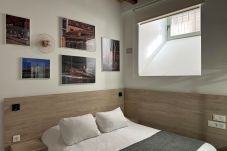 Estudio en Madrid - 003 CavaBajaSuites 003 MERCADO DE SAN...