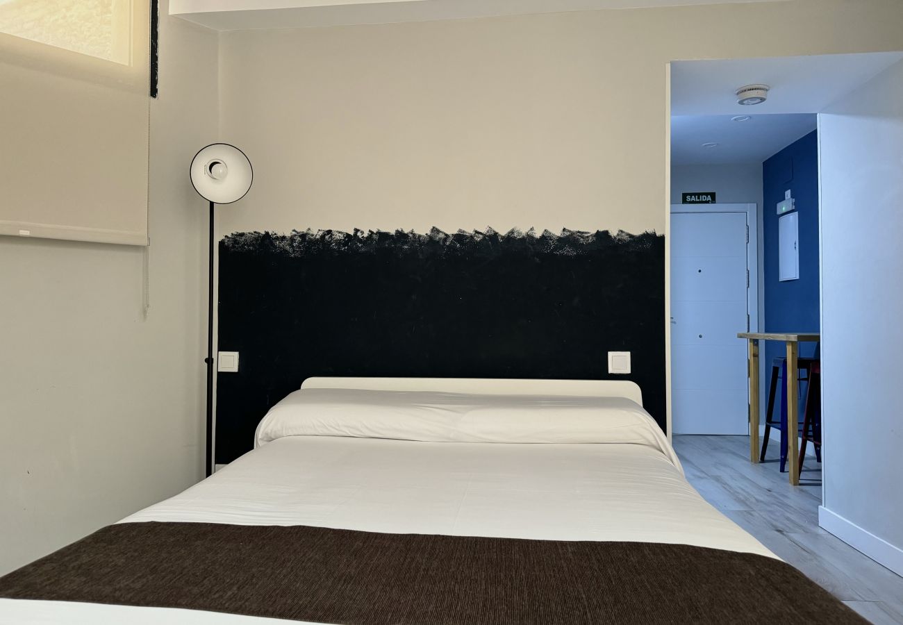 Studio a Madrid - II PlazaMayorSuites II PLAZA PUERTA CERRADA